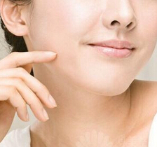 自体脂肪丰脸颊多少钱